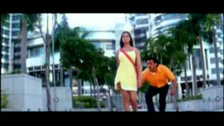 Poster kaan ke neeche