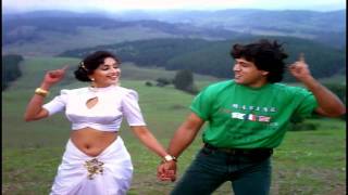 Poster tumko dekh ke jhum gaya, mai tumpe lattu ho gaya