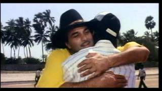 Poster pani khoon nahin banta