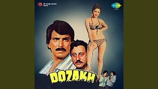 Poster khamoshi jab had se badhi