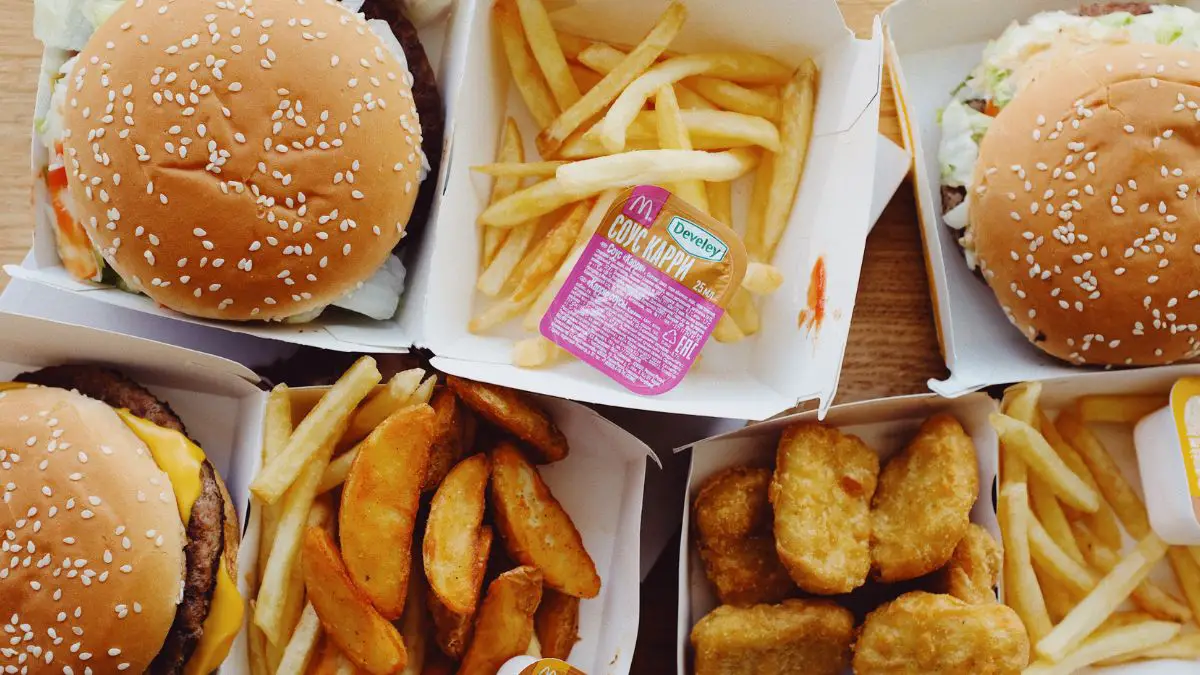 Uncovering the Truth: The Shocking Reality of Fast Food Poison in Our Communities