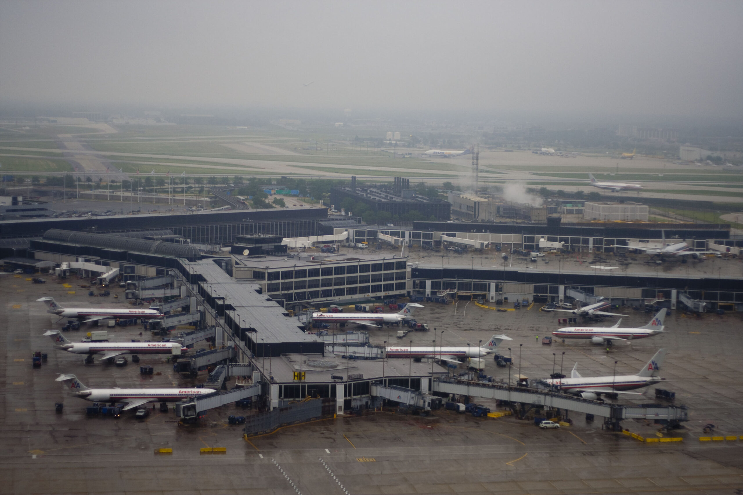 9 of the most unique airports in the world you must know 4 O'Hare International Airport