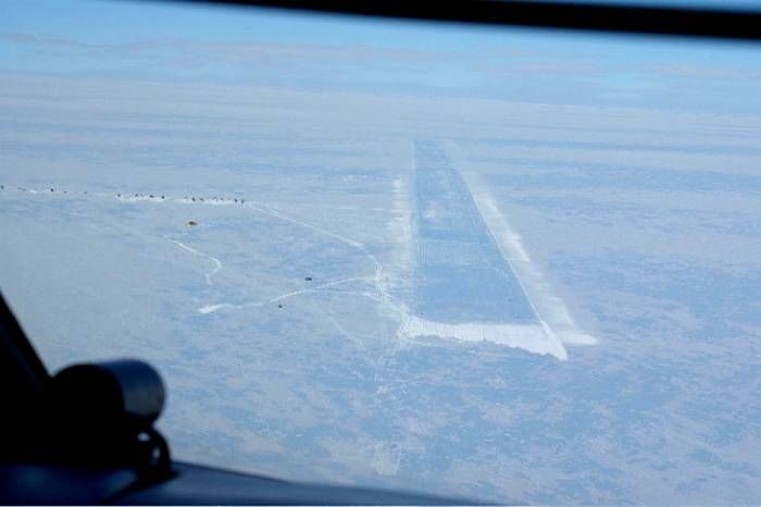 9 of the most unique airports in the world you must know 5 The Ice Runway Airport