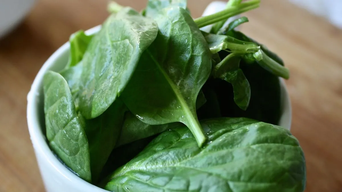 Spinach is a nutrient-dense food that is low in calories and high in vitamins