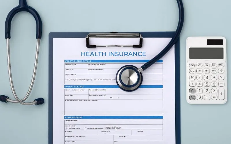 The advantages of health insurance for proprietors of small businesses