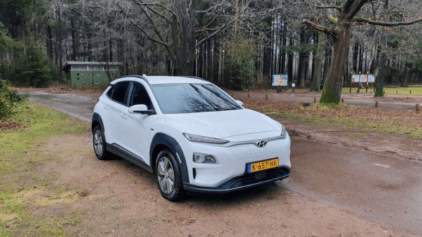 Eco-Luxury: Top 10 Electric Cars 2023 | A Closer Look 2 7. Hyundai Kona Electric Impressive Range at an Affordable Price 3