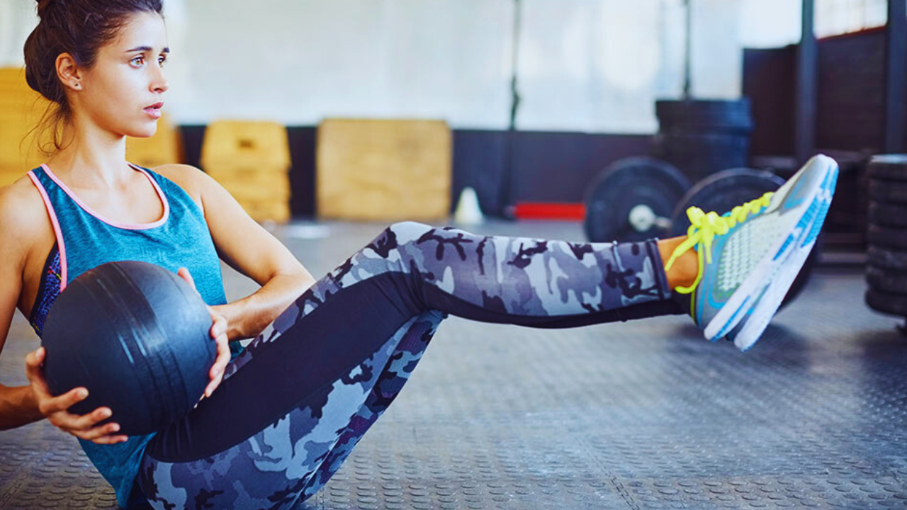 The 10 Healthy Exercises for Women 12 Russian Twists